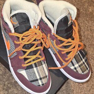 Jordan 1 Mid SE "Night Maroon/Total Orange/Black/White" PreSchool (PS) Kids Shoe